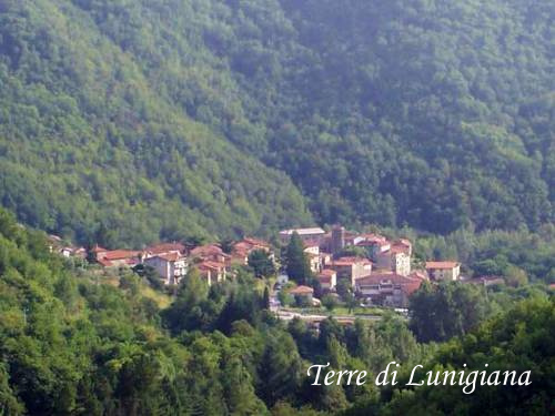 Het dorp Casola in Lunigiana