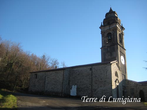 La chiesa dei Santi Vincenzo e Anastasio di Lusignana