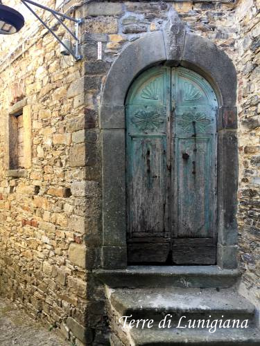Portale a Fazzano