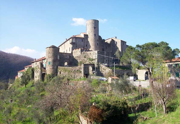 Castles of Lunigiana