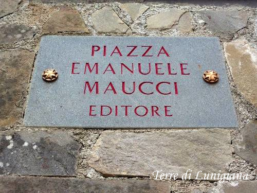 Placca in onore a Emanuele Maucci