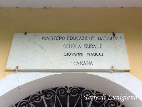 Antica scuola a Parana